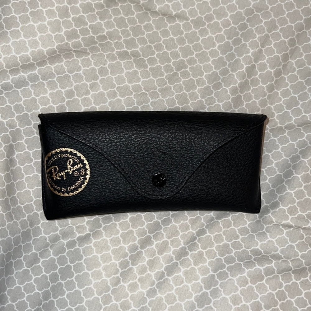 Ray Ban sun glass case with cleaning cloth